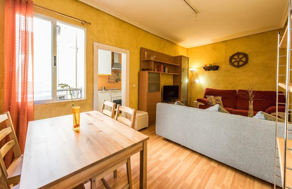 Appartement El Rincon De Amparo à Madrid Extérieur photo